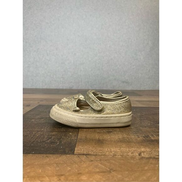 Children’s Place Little Kids 4 Sparkle Glitter Faux Leather Slip On Kitten Shoes - Picture 3 of 11